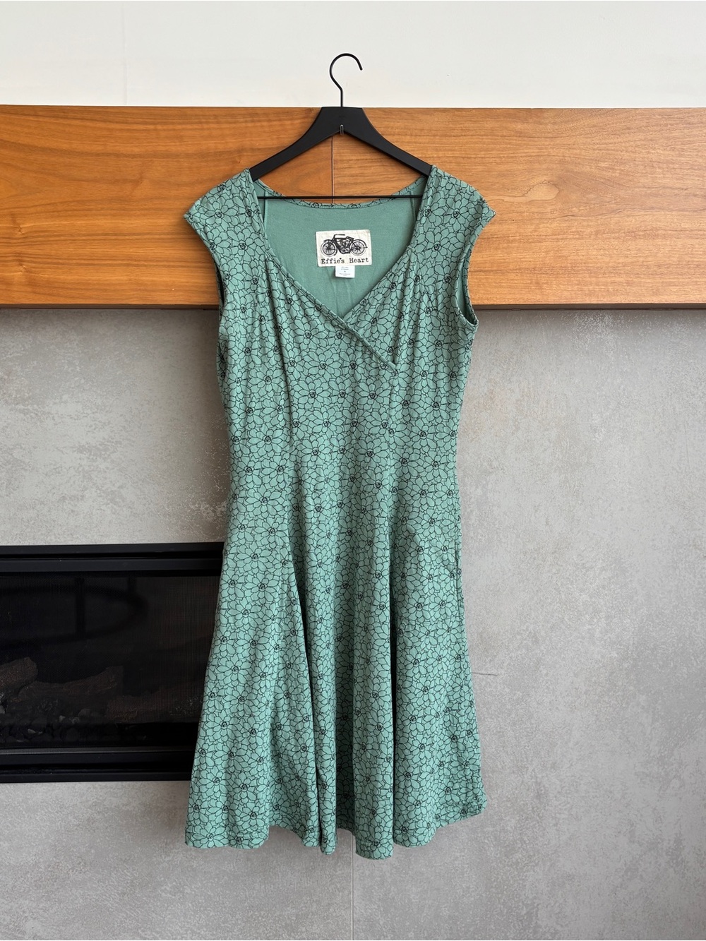 Effie's Heart 2 Floral Mini Dresses, Size XL